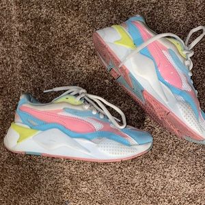 Womens Pumas